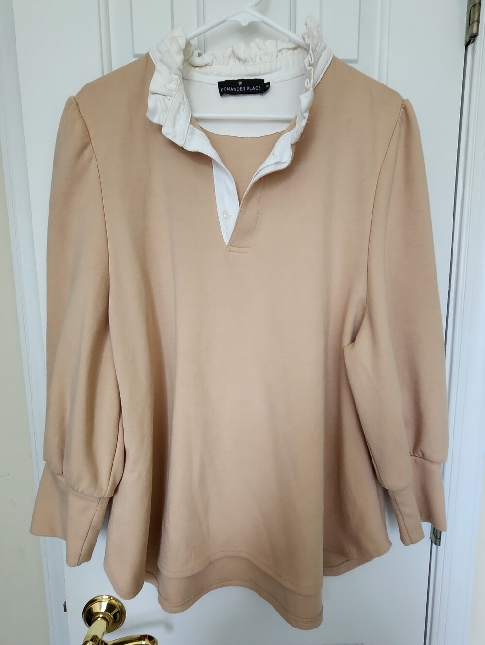 Pomander Place Cream Ruffle-Collar Sweatshirt